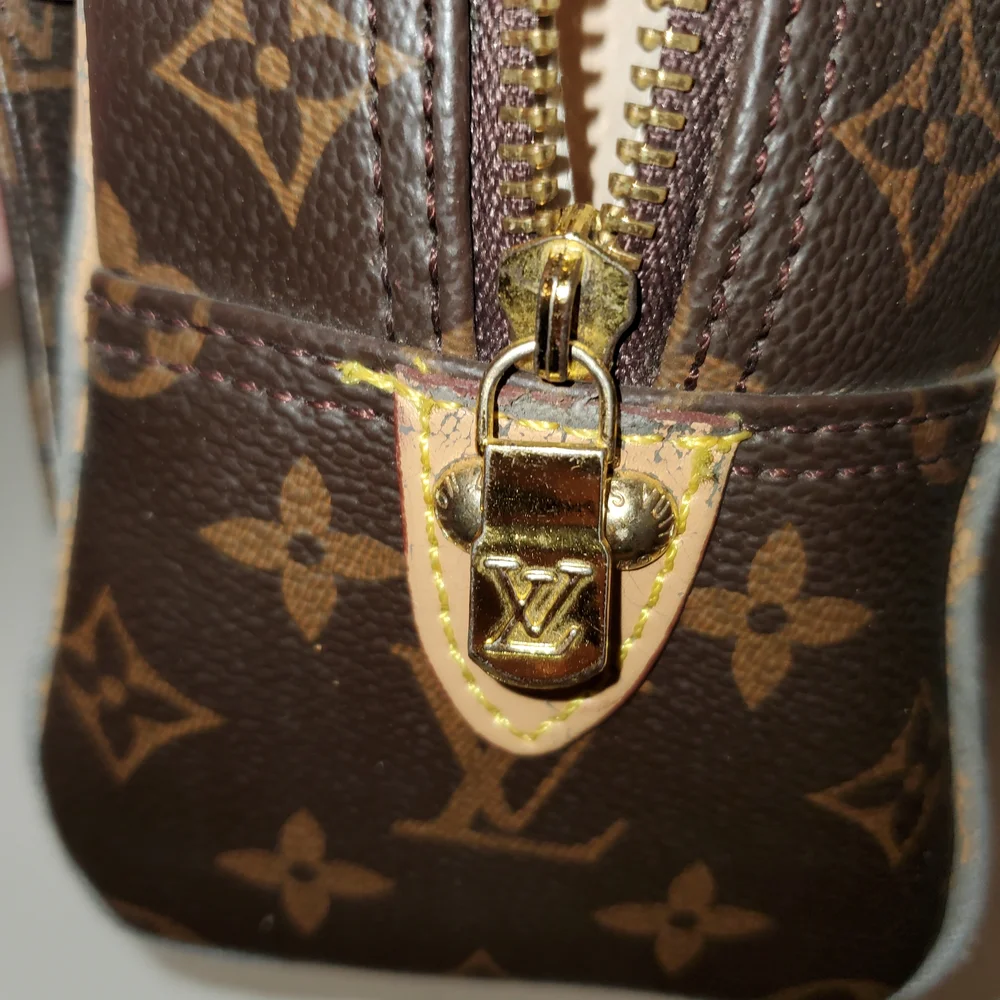 Classic Monogram Style Bag - Picture 3 of 13